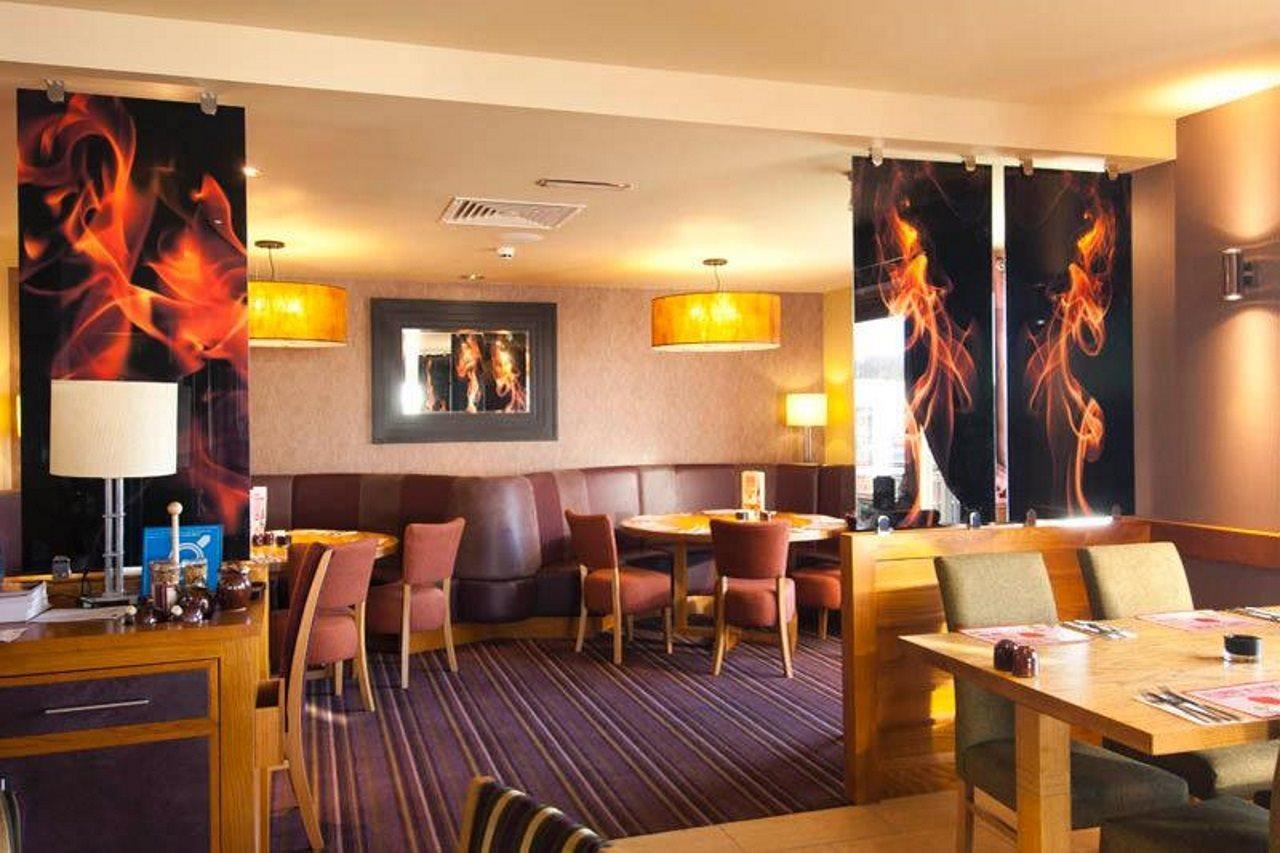 Premier Inn Newton Abbot Esterno foto